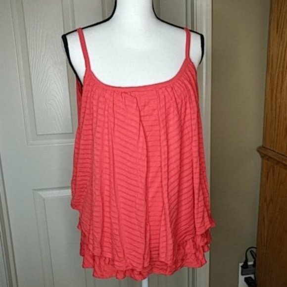 Avenue Tops - Avenue Spaghetti Strap Tank Red Ruffled Sz 14 16